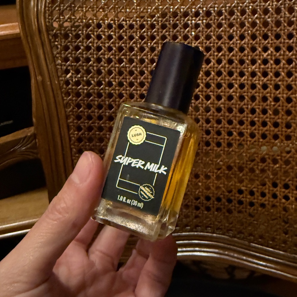 Lush Supermilk Perfume